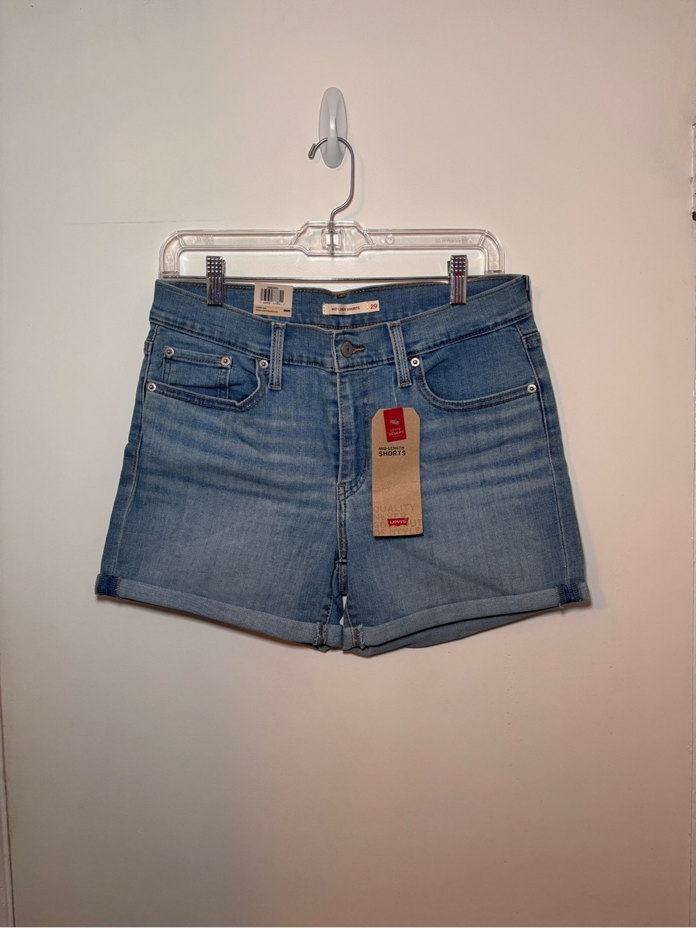 NWT Women’s Levi's Denim Shorts